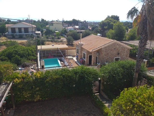House reconstruction, Artemida