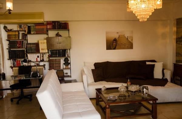 Renovated Airbnb apartment, Melissia