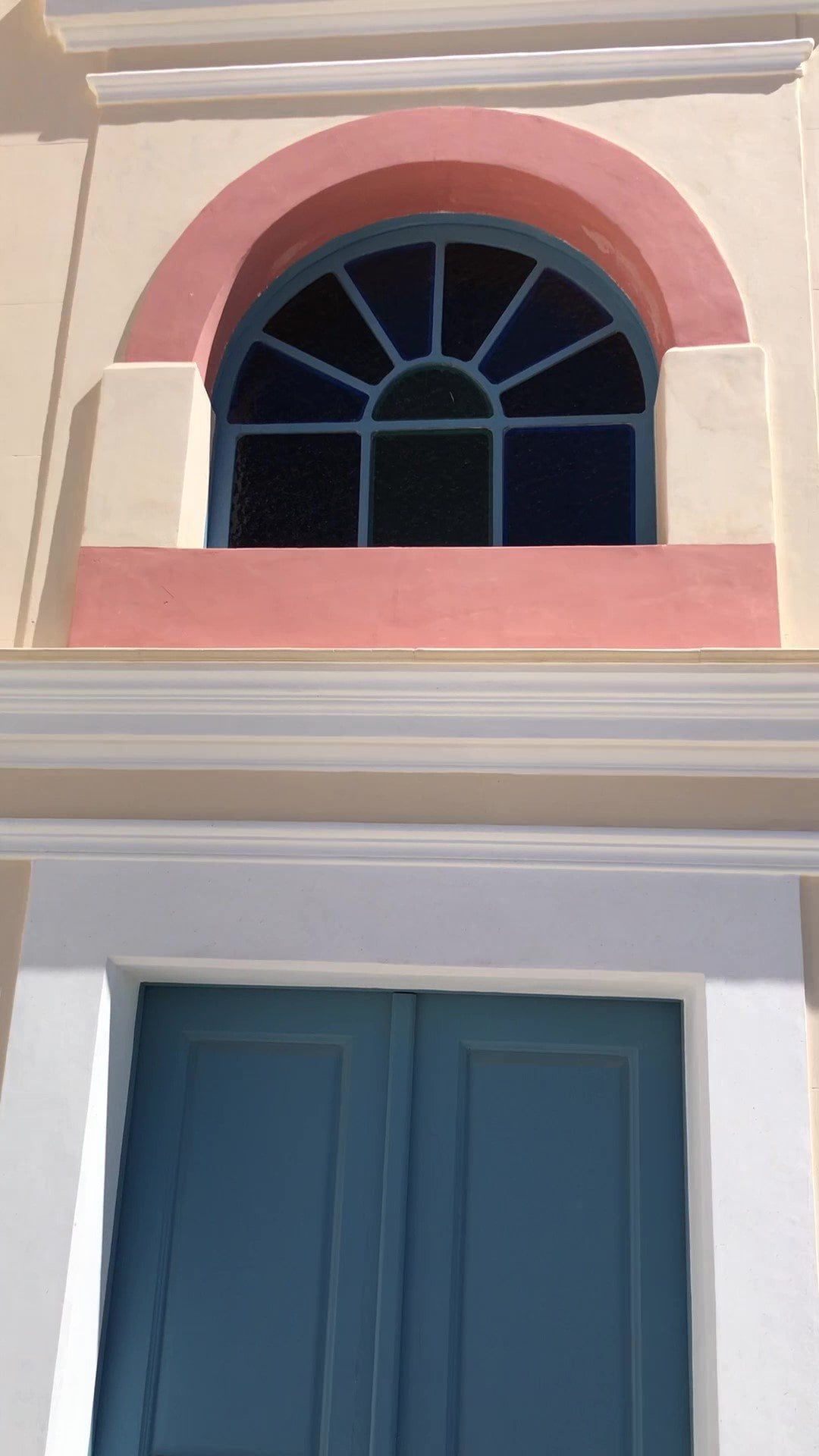 Listed building reconstruction, Santorini